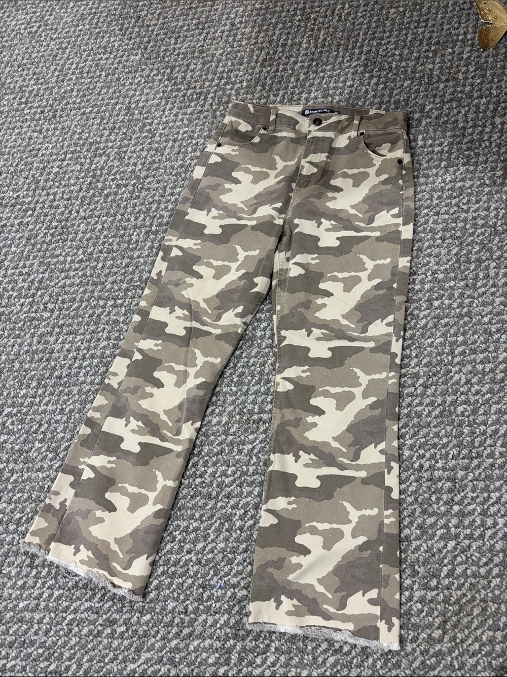 Tractr Womens Camouflage Bootcut Jeans - Taupe & Beige